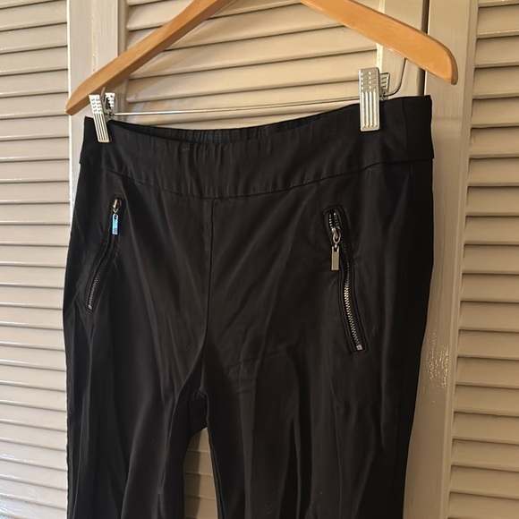 Van Heusen Black Zippered Pants - Picture 2 of 5